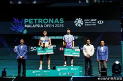 LOL赛事-马来西亚羽毛球队翻盘IG，东契奇送出关键助攻焦点之战2025世界赛，点燃全场激情的简单介绍