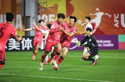 LOL赛事-包含赛场激战：亚洲足球盛会彰显风采赛场的词条