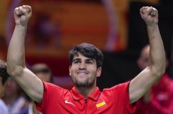 英雄联盟总决赛门票-联合杯险胜戴维斯杯，阿尔卡拉斯带队取胜