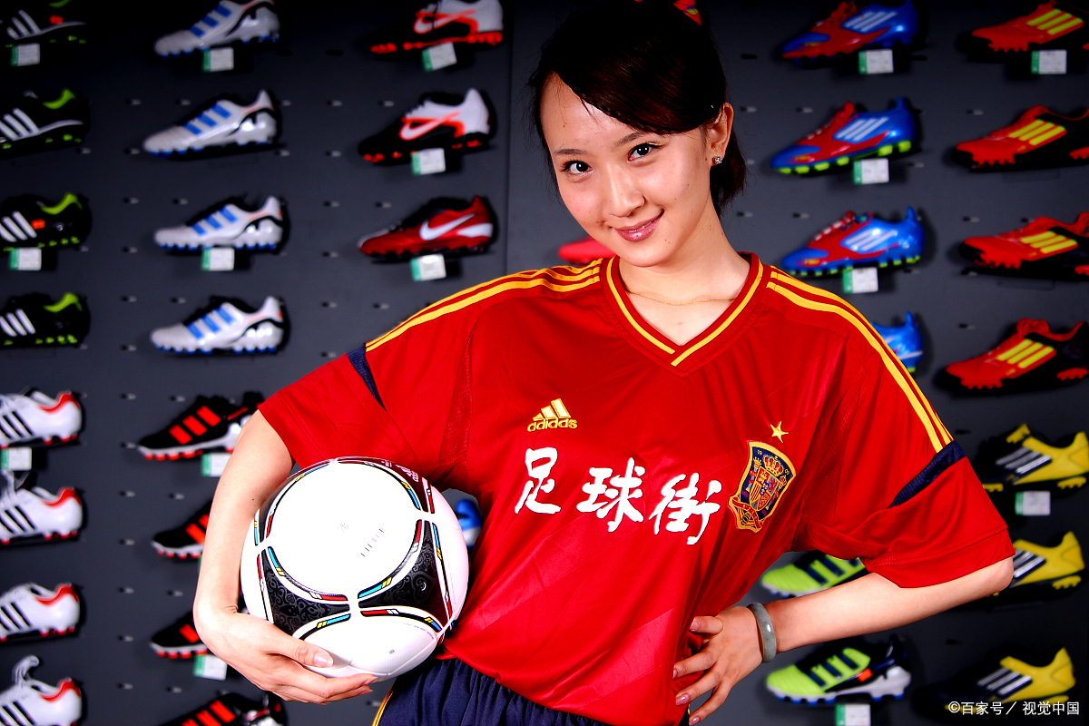 关于奥地利选手团结一心，取得胜利晋级的信息