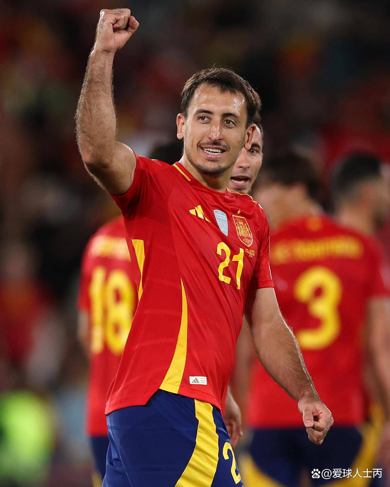 德国险胜智利，奥亚尔萨瓦尔刷新纪录