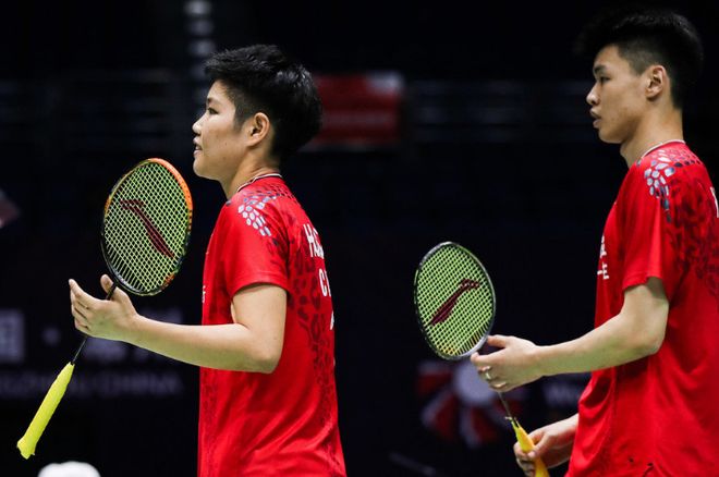 泰国队鏖战丹麦队,黄鸭组合扛起全队 泰国队鏖战丹麦队,黄鸭组合扛起全队