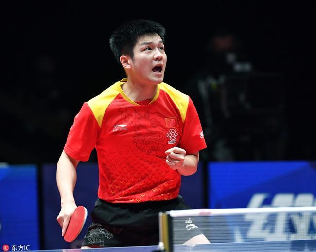 波兰队横扫德国队,马龙高光表现 波兰队横扫德国队,马龙高光表现