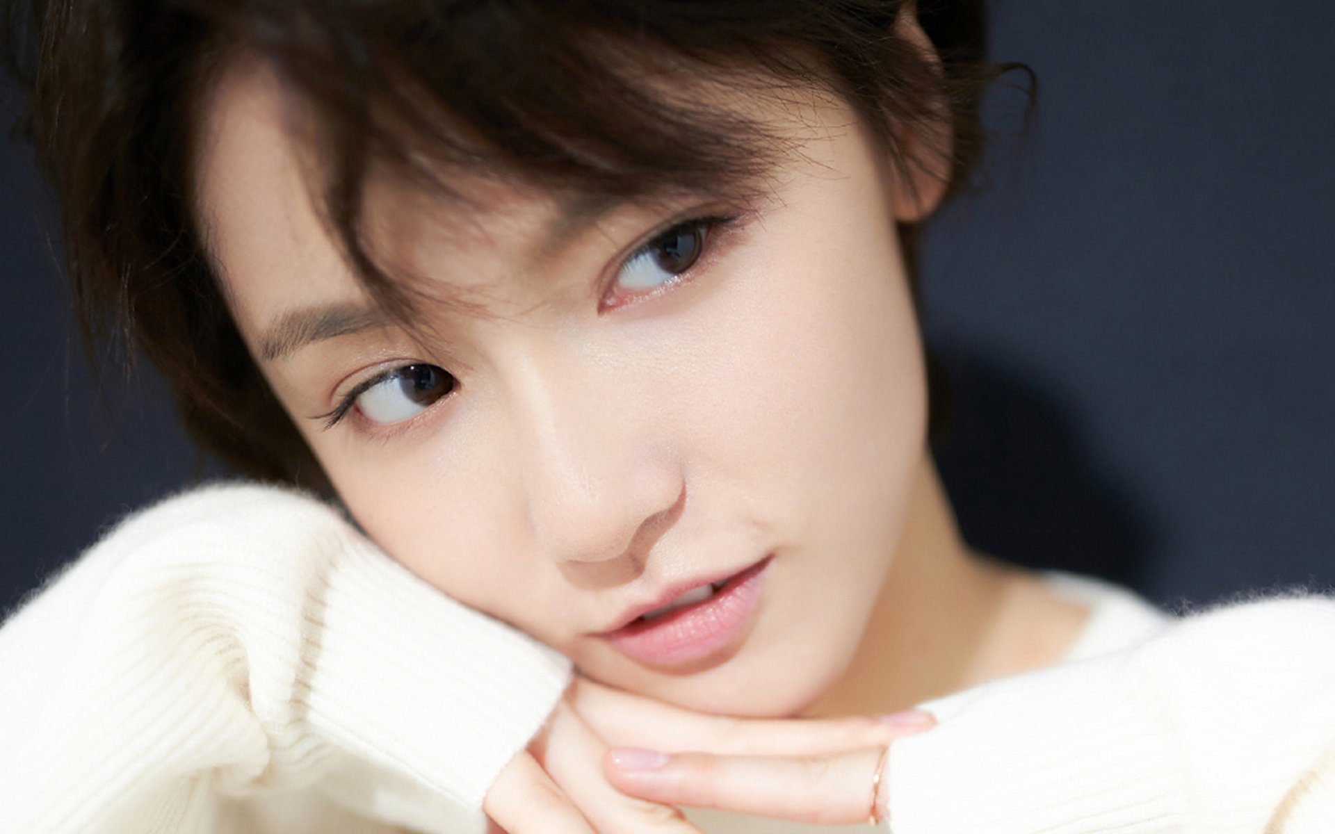 速度与策略的交锋，黄蜂在F1街道赛焦点战中力克北京队