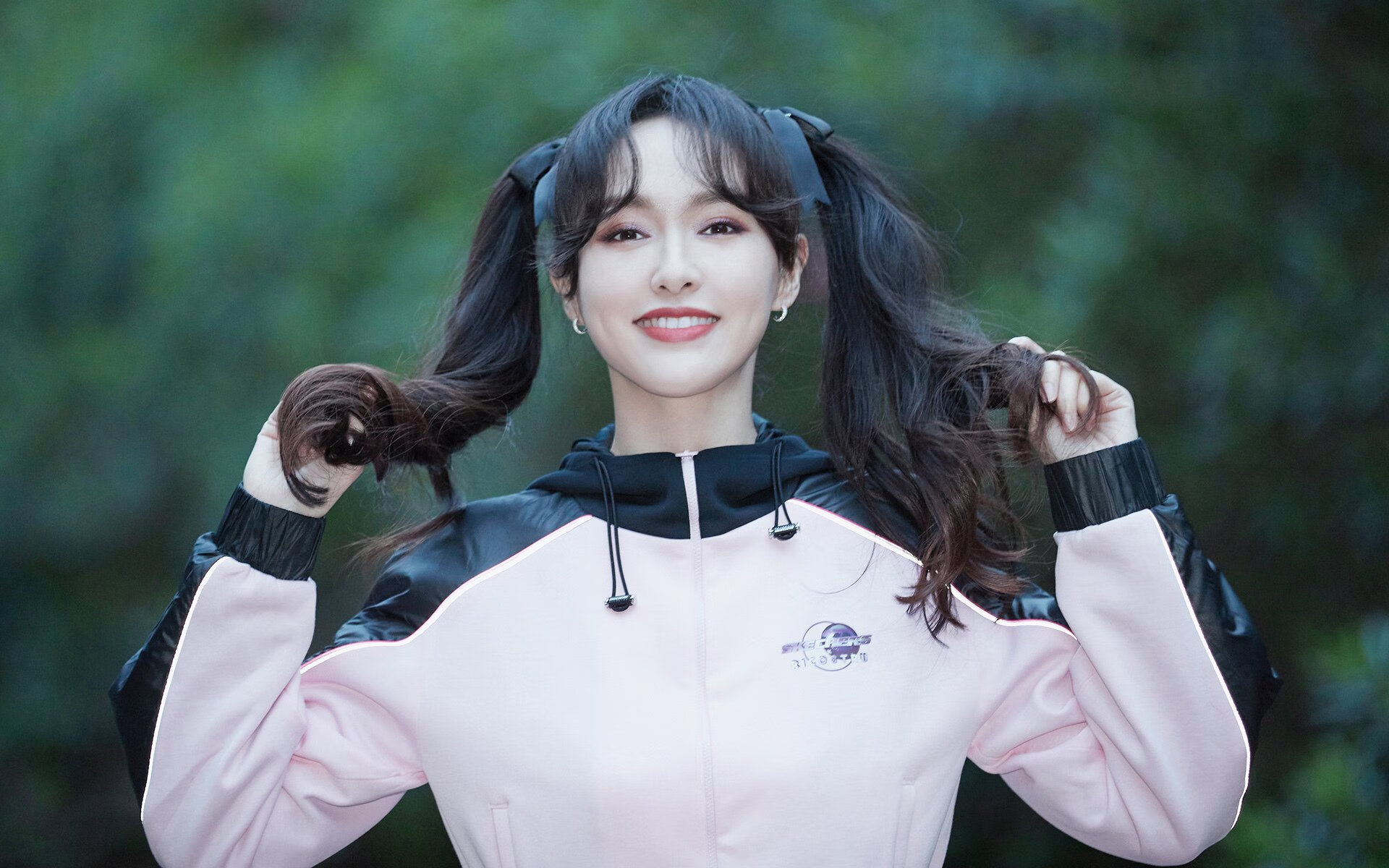 南北极的篮球，当深圳的集体长城遭遇字母哥的攻防风暴