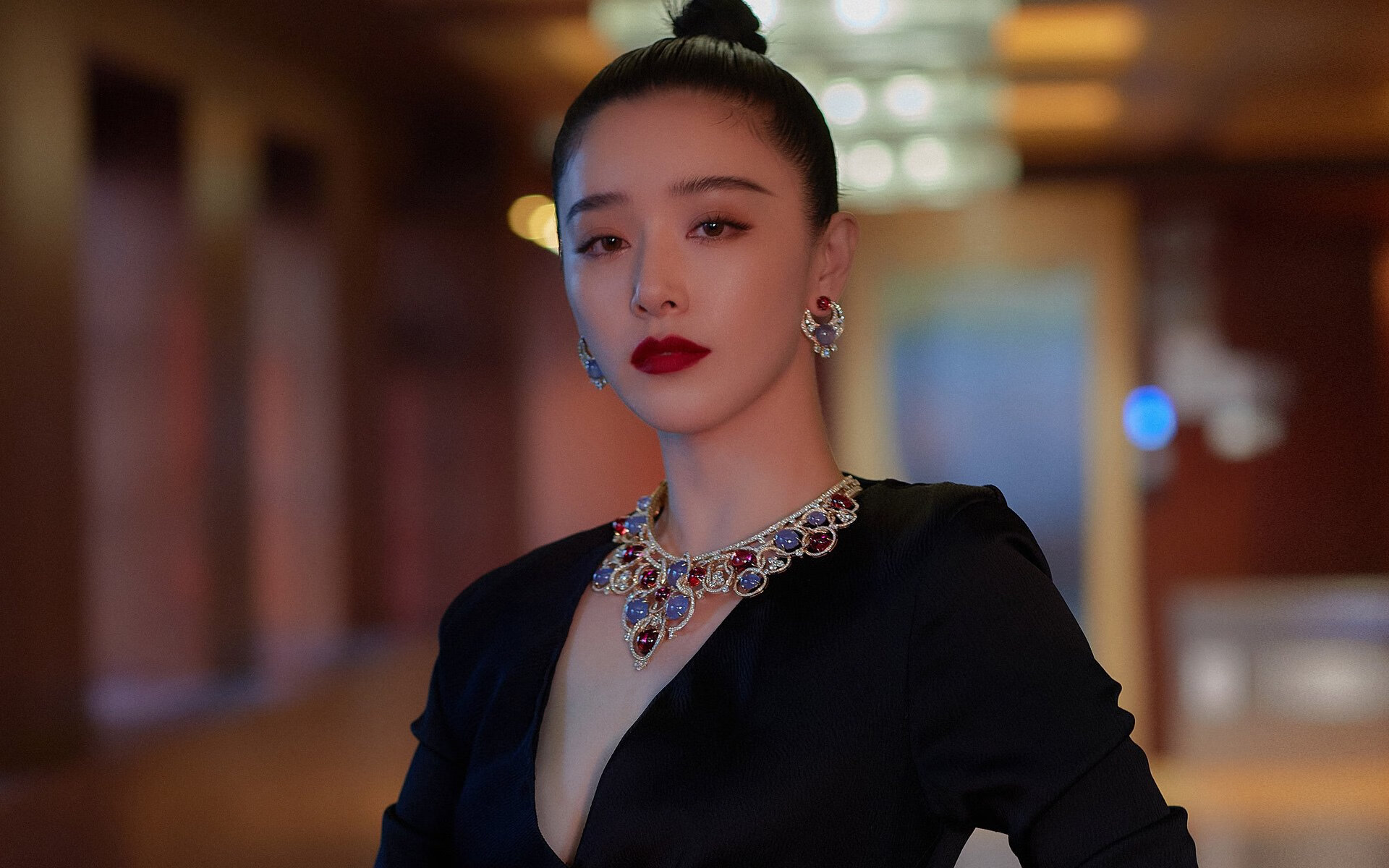 冰与火的交响，伦纳德如何在鹈鹕对决浙江队中诠释独一无二的篮球哲学