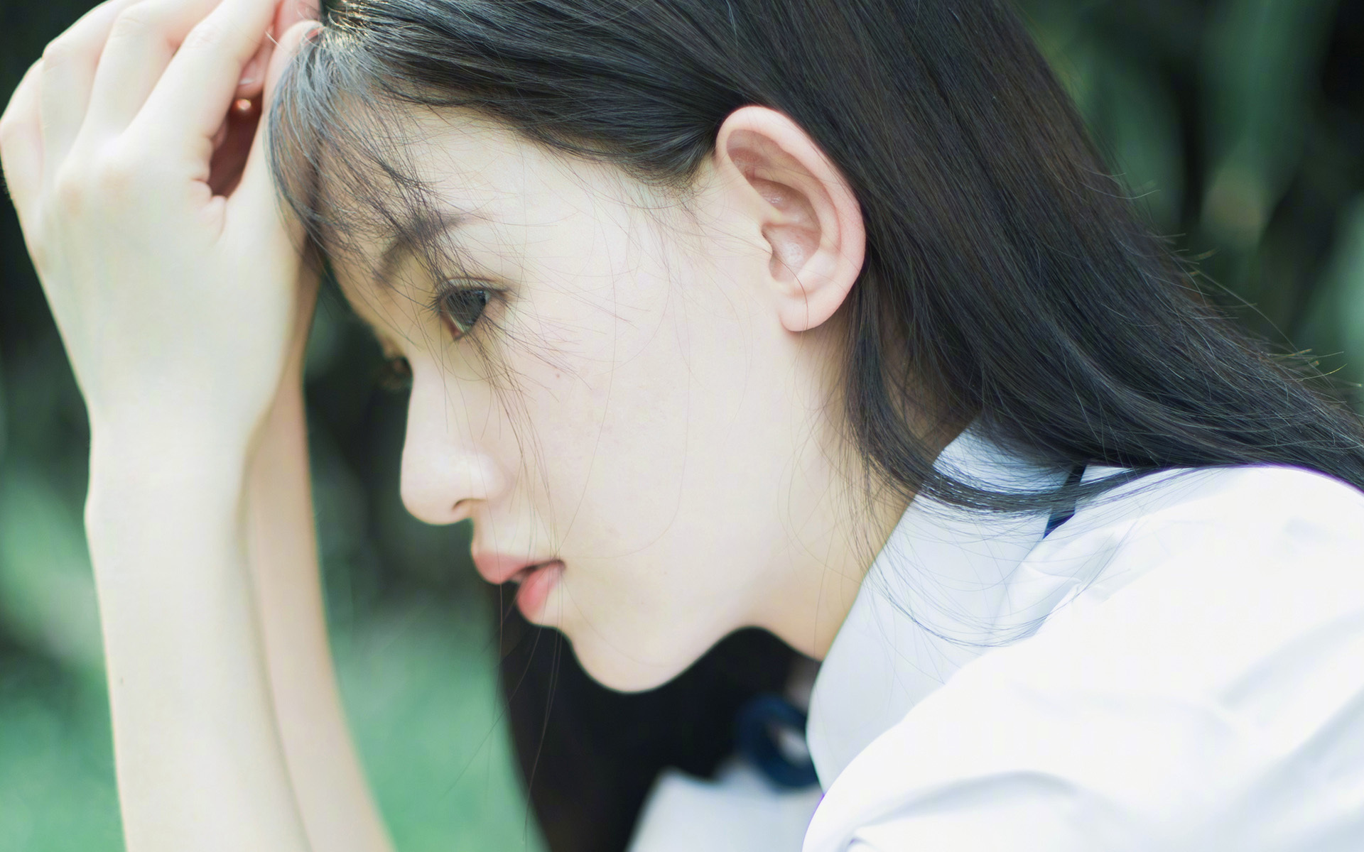 佩德里导演教科书胜利，乌拉圭稳如磐石击溃勒沃库森的战术典范