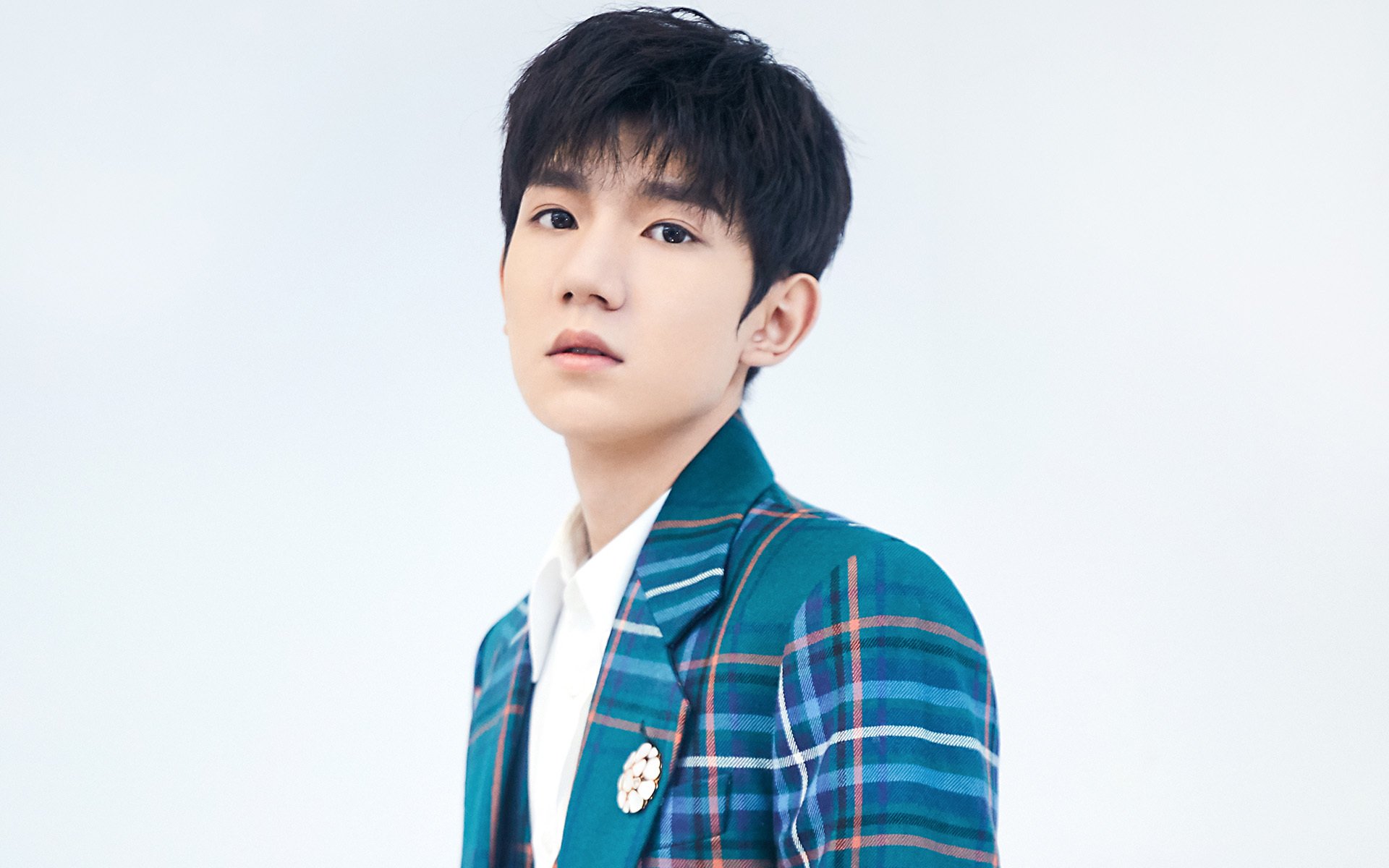 破晓之战，英格兰完胜阿尔及利亚背后的战术智慧与文化对话